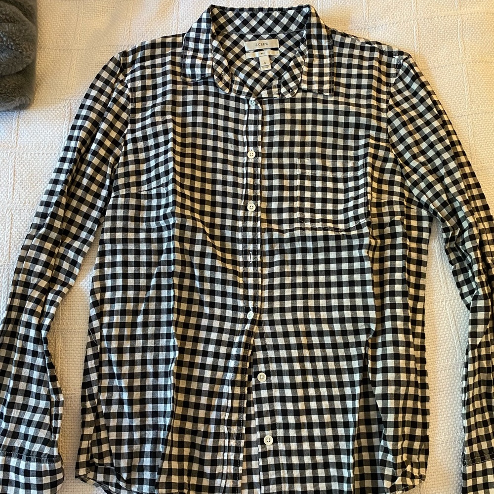 J.Crew Black and White long-sleeved Boy fit Gingham button-up shirt